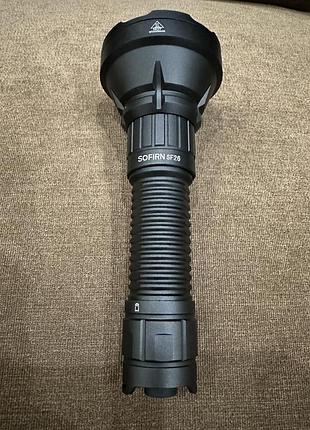 Фонарик sofirn sf26 макс. 2000 люмен 964 метра edc sft40 светодиодный с хвостовым...