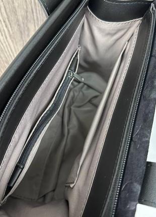 Женская замшевая сумка с тиснением черная, сумочка на плечо из натуральной замши10 фото