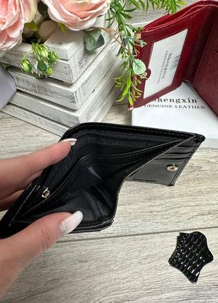 Маленький жіночий шкіряний гаманець10 фото