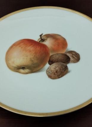 Красивая, винтажная, немецкая тарелка "натюрморт-яблоко с орехами"bavaria.1 фото