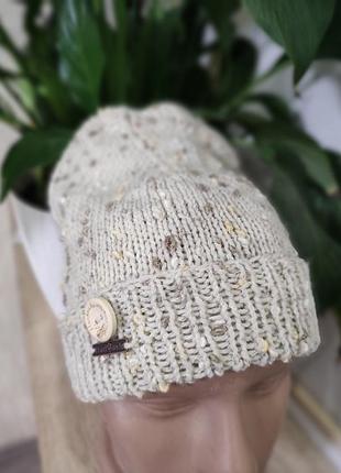 Шапочка ручної роботи