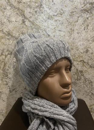 Зимова шапка жіноча с шарфом2 фото