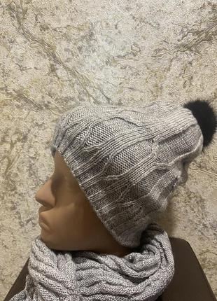 Зимова шапка жіноча с шарфом1 фото