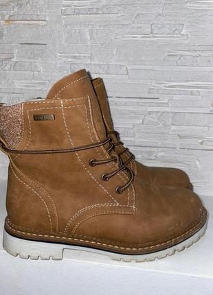 Теплі черевики