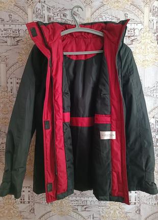 Гарна куртка