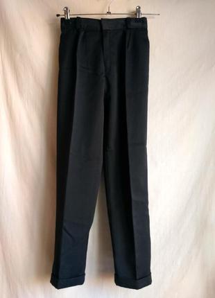 Нові брюки штани