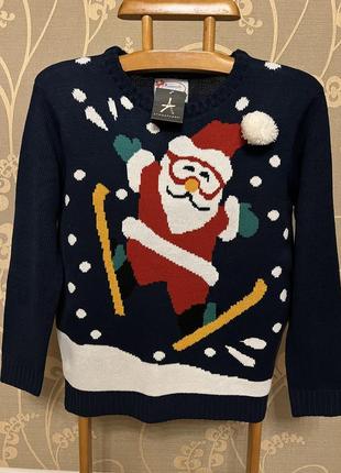 Очень красивый и стильный брендовый свитер 22.