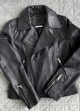 Кожа куртка reserved xs/s полномерная