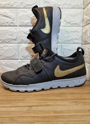 Кросівки nike