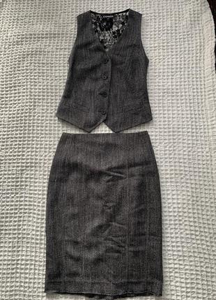 Нарядний костюм