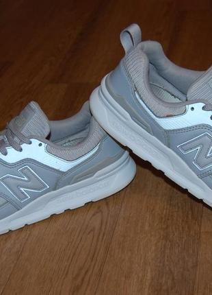 Кожаные рефлективные кроссовки 42 р new balance 997 н6 фото