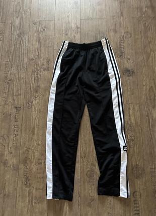 Спортивные штаны adidas original2 фото