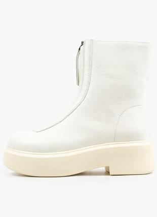 Черевики жіночі демісезонні високі the row boot beige бежеві