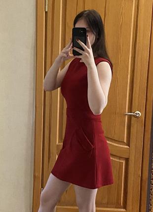 Красное платье zara