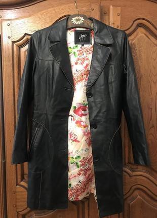 Кожаная курт,плащ