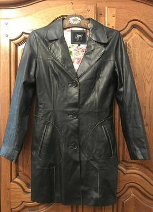 Кожаная курт,плащ