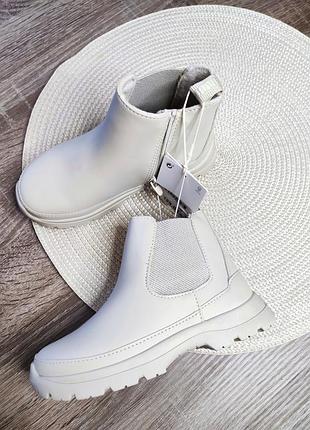 Сапоги прорезиненные zara