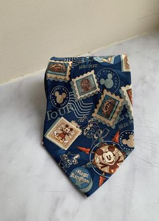 Walt disney world tour шовкова краватка з мікі маусом синя з марками