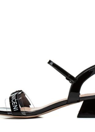 Босоножки женские кожаные черные на устойчивом каблуке 969л3 фото