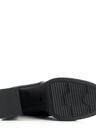 Ботфорты кожаные черные на высоком массивном каблуке 1609б7 фото