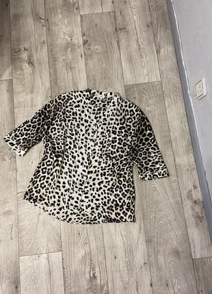 Кремовая сатиновая блуза леопардовый принт river island размер4 фото