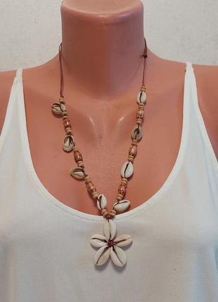 Ожерелье из морских ракушек+деревянных бусин