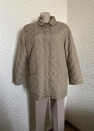 Стильна стьобана куртка колір кемел basler1 фото