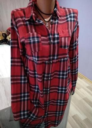 Супер рубашка в клетку новая , скоро весна,крутая модель.