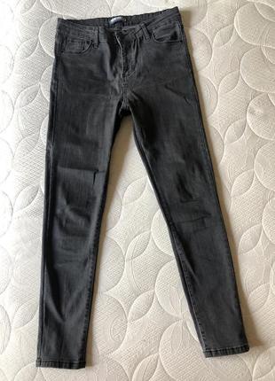 Продам джинсы черные 42 m-l