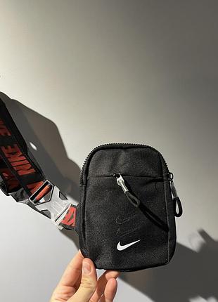Мессенджер nike