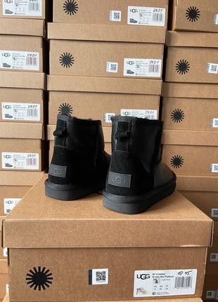 Мужские угги с мехом ugg classic black leather4 фото