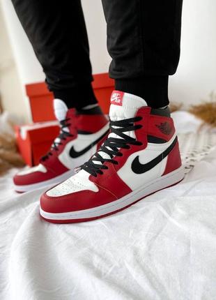 Чоловічі кросівки nike air jordan 1 retro high red white black / smb