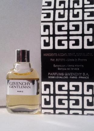 Givenchy gentleman 3 мл миниатюра