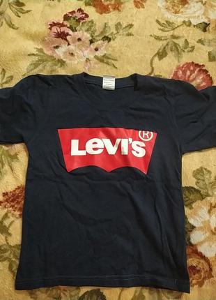 Футболка на хлопчика levi's