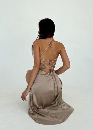 Ефектна шовкова сукня10 фото