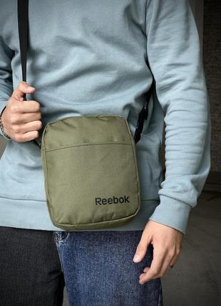 Барсетка reebok хаки з черным логотипом