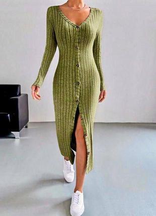 Платье миди однонтонное на длинный рукав на пуговицах качественное стильное трендовое серое оливковое4 фото