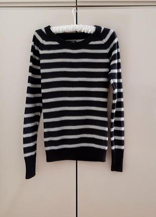 Свитер, кофта h&m размера s-m.