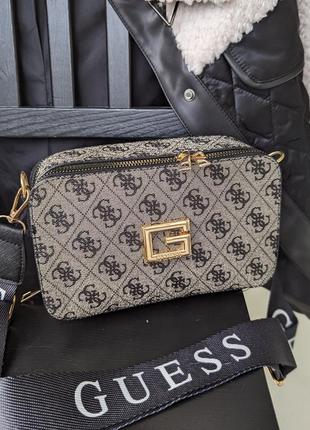 Сумка в стиле guess через плечо