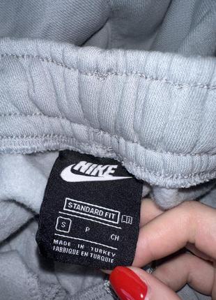 Спортивні штани nike cargo4 фото