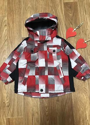 Крута демі курток капюшоном