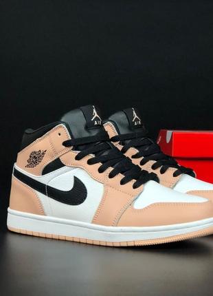 Женские кроссовки зимние мех высокие nike air jordan 1 retro pink white жорданы высокие меха2 фото