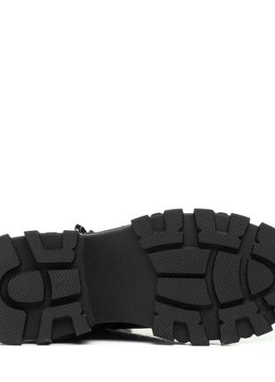 Ботинки черные кожаные зимние на шнурках на тракторной подошве и устойчивом каблуке и меху 1557ц6 фото