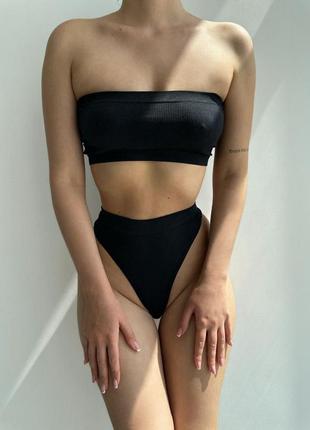 Комплект нижнего белья в рубчик женский, черный топ-бандо и стринги2 фото