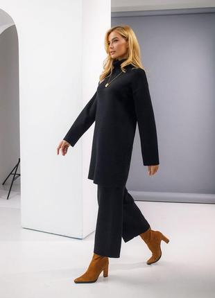 Теплое платье туника с воротом черного цвета. модель 2710 trikobakh
