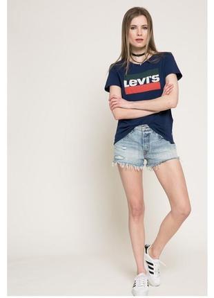 Levi’s женская фирменная футболка р. s Льбайс2 фото