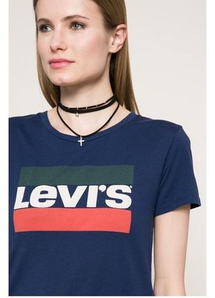 Levi’s женская фирменная футболка р. s Льбайс4 фото