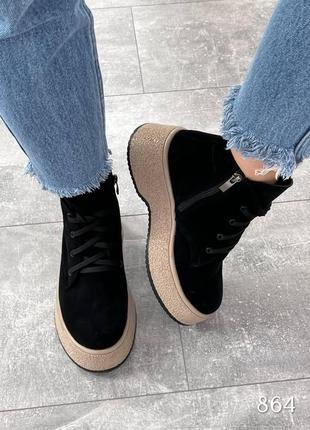 Демісезонні жіночі замшеві ботинки чорного кольору, трендові жіночі черевики на шнурівці6 фото