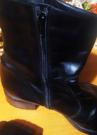 Крутезные стильные полусапоги кожаные ботинки черное полусапоги на тракторной подошве новые кожа кожа5 фото