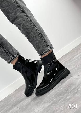 Демісезонні жіночі лакові ботинки чорного кольору, трендові жіночі черевики на блискавці4 фото